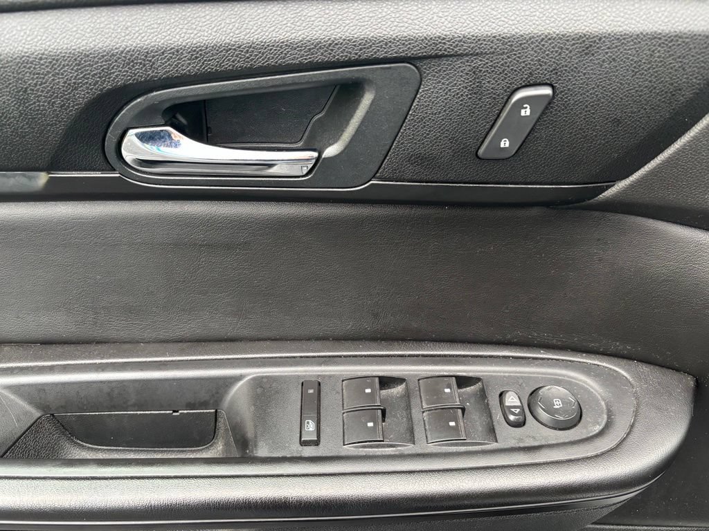 Used 2017 Chevrolet Traverse LT AWD/4WD image 13