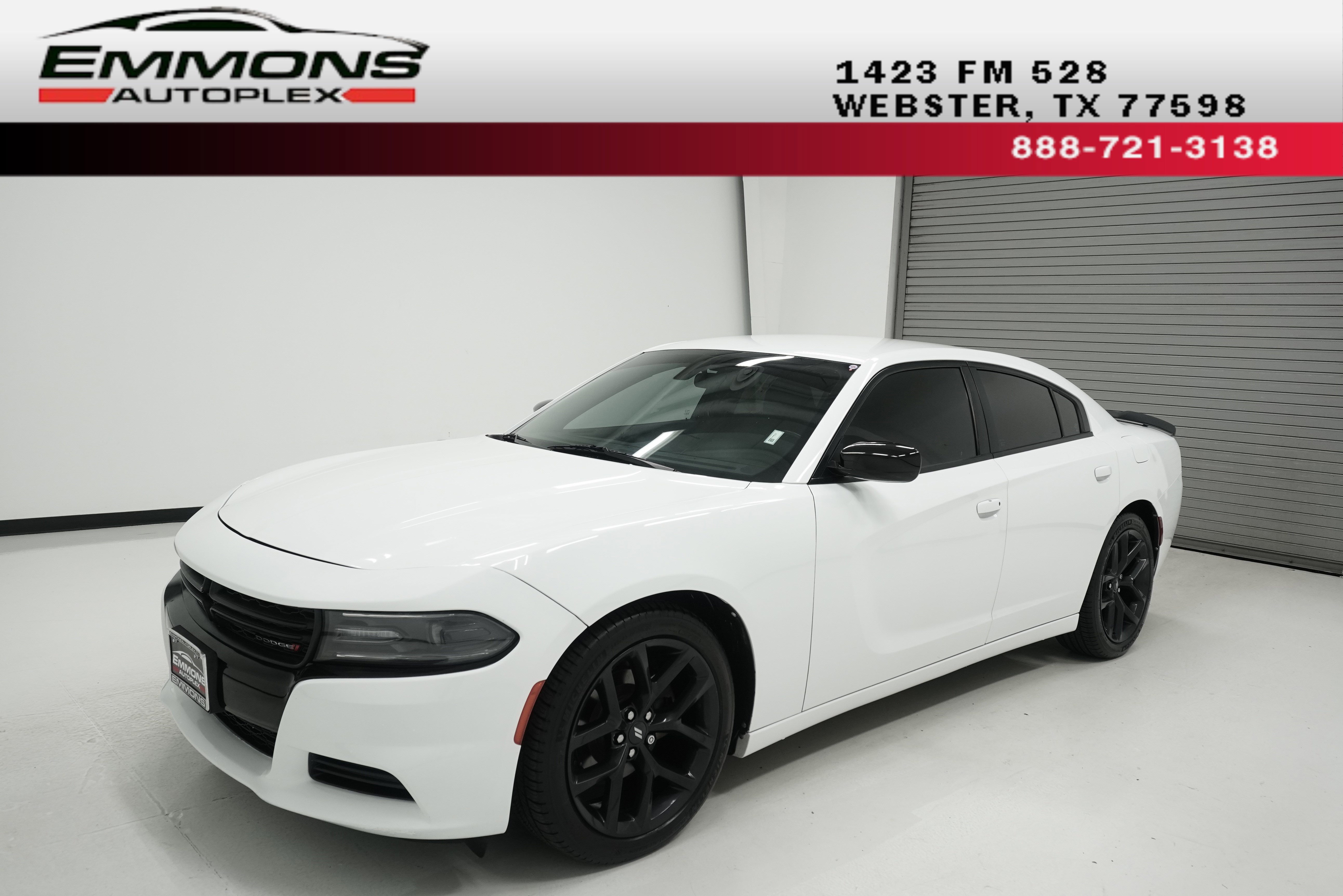 Used 2020 Dodge Charger SXT w/ Blacktop Package RWD image 1