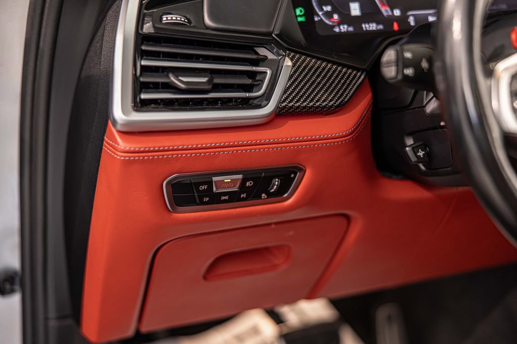 Used 2022 BMW X5 M Competition image 21