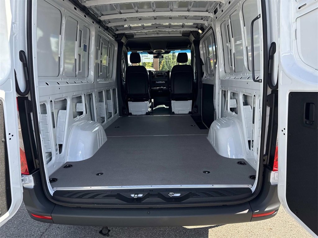 New 2026 Mercedes-Benz Sprinter 2500 image 14
