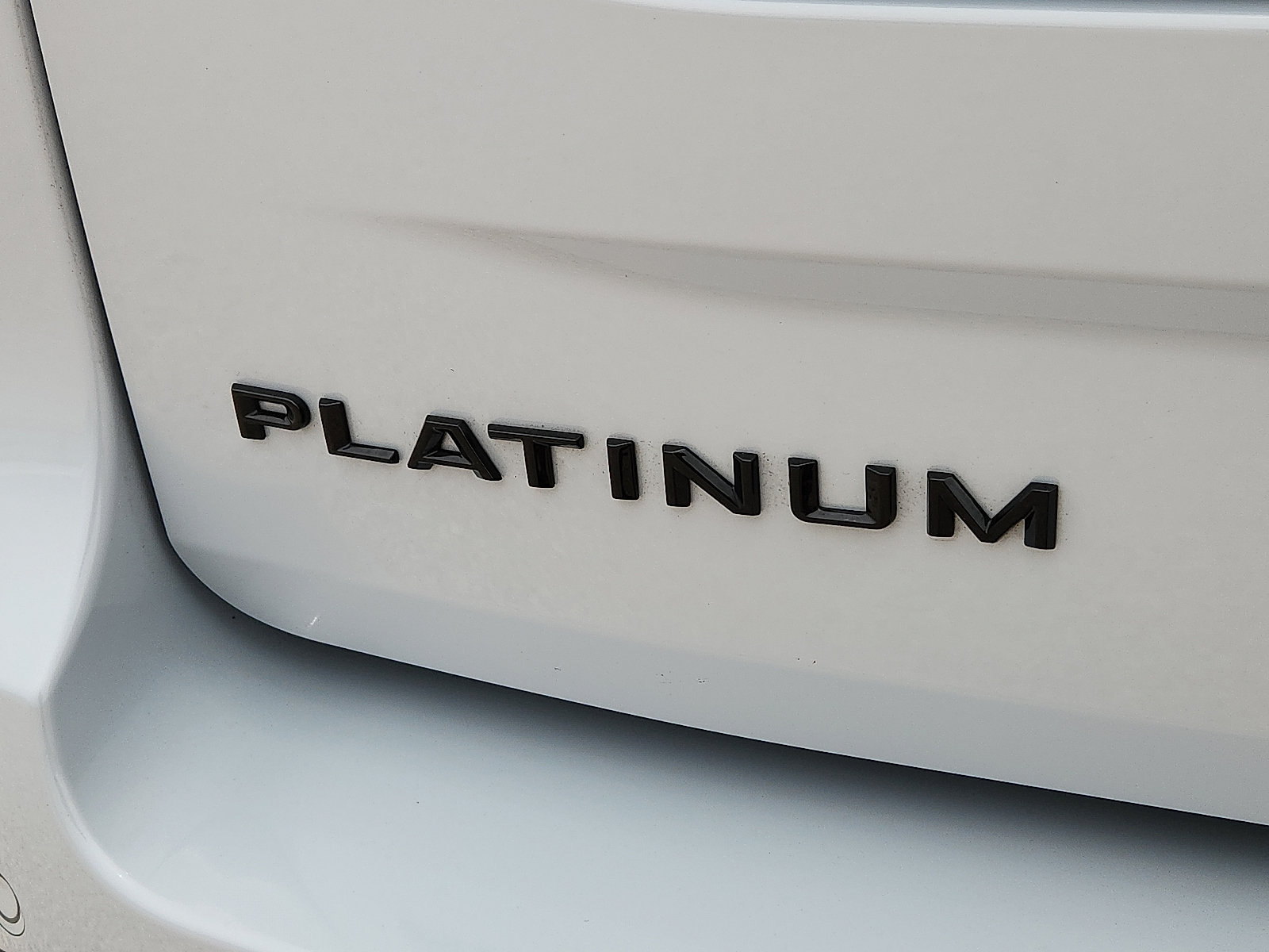 Used 2026 Ford Expedition Platinum w/ Stealth Appearance Package AWD/4WD image 8