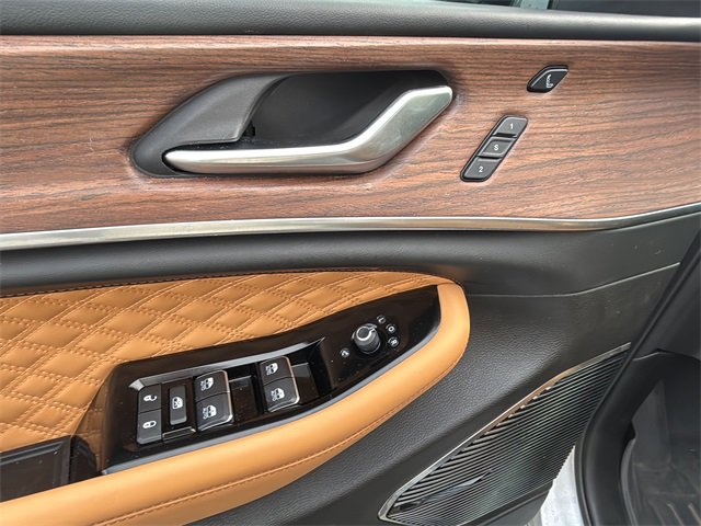 Certified 2021 Jeep Grand Cherokee L Summit w/ Advanced Protech Group IV image 17