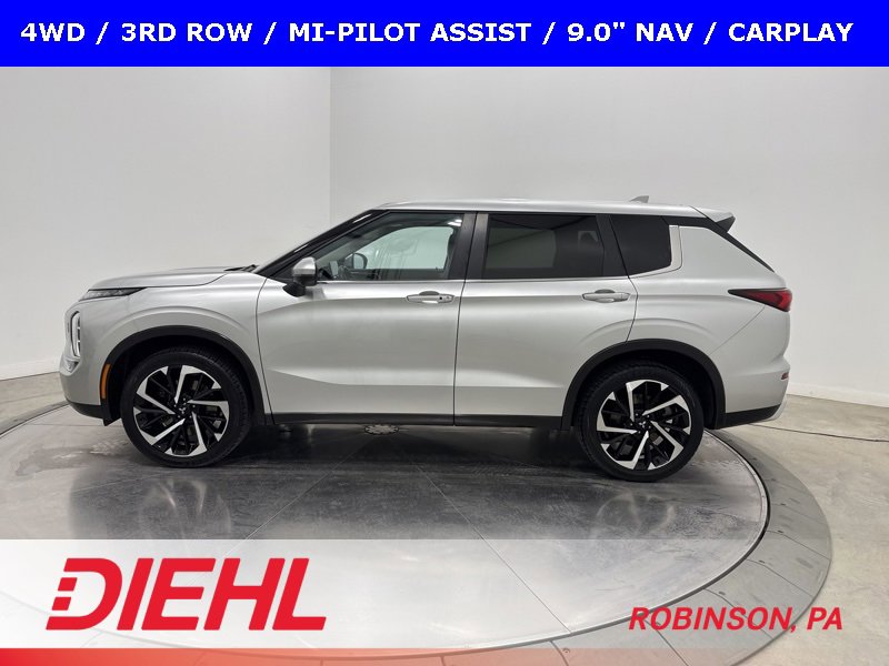 Used 2024 Mitsubishi Outlander SE image 4