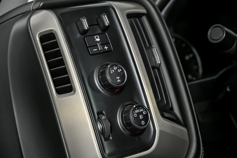 Used 2015 GMC Sierra 3500 Denali w/ Duramax Plus Package AWD/4WD image 22