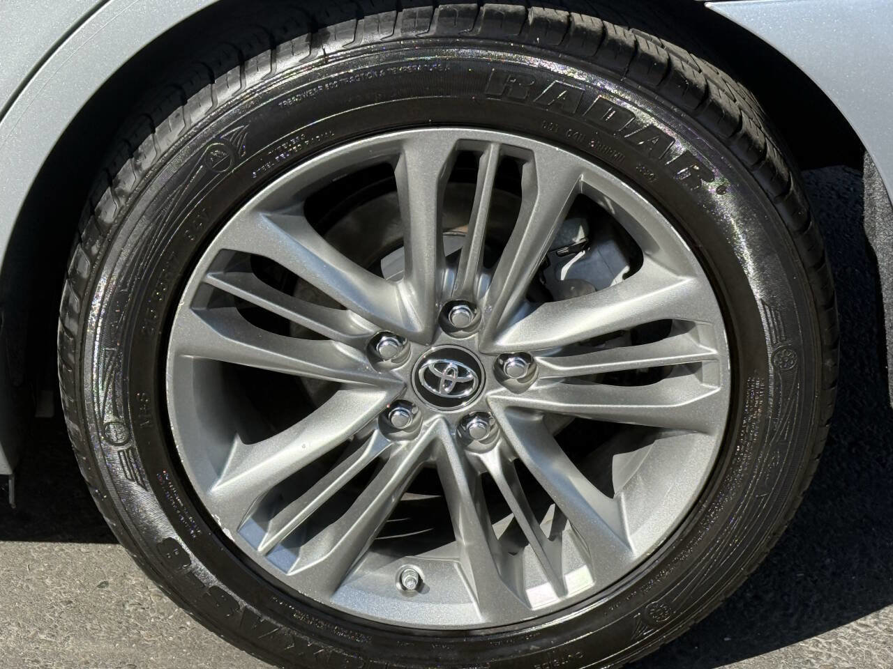 Used 2017 Toyota Camry SE image 12