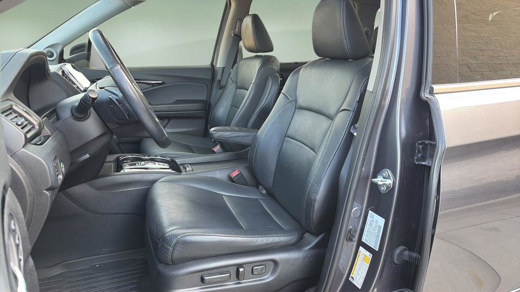 Used 2021 Honda Pilot Elite image 24