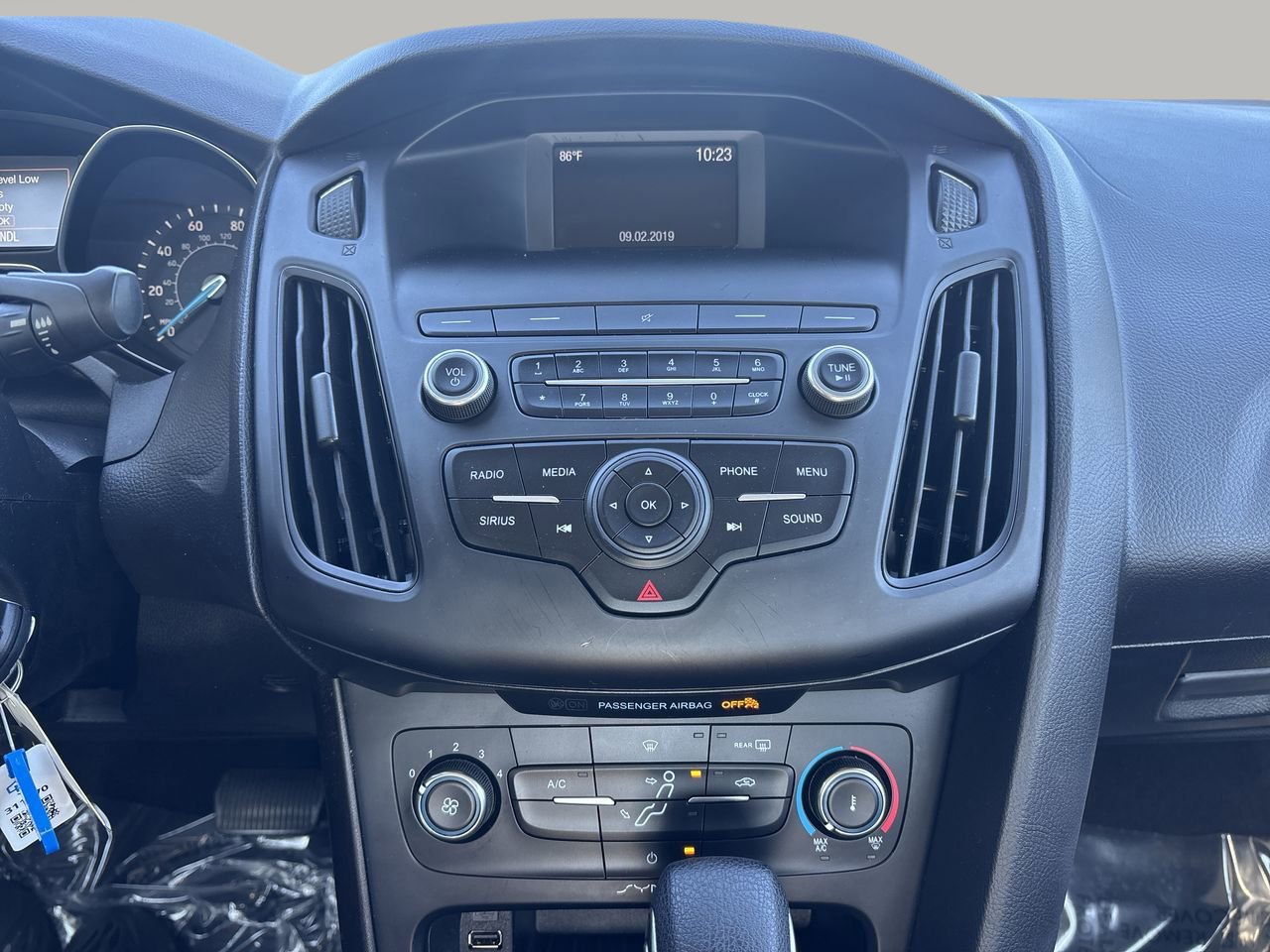 Used 2018 Ford Focus SE image 20