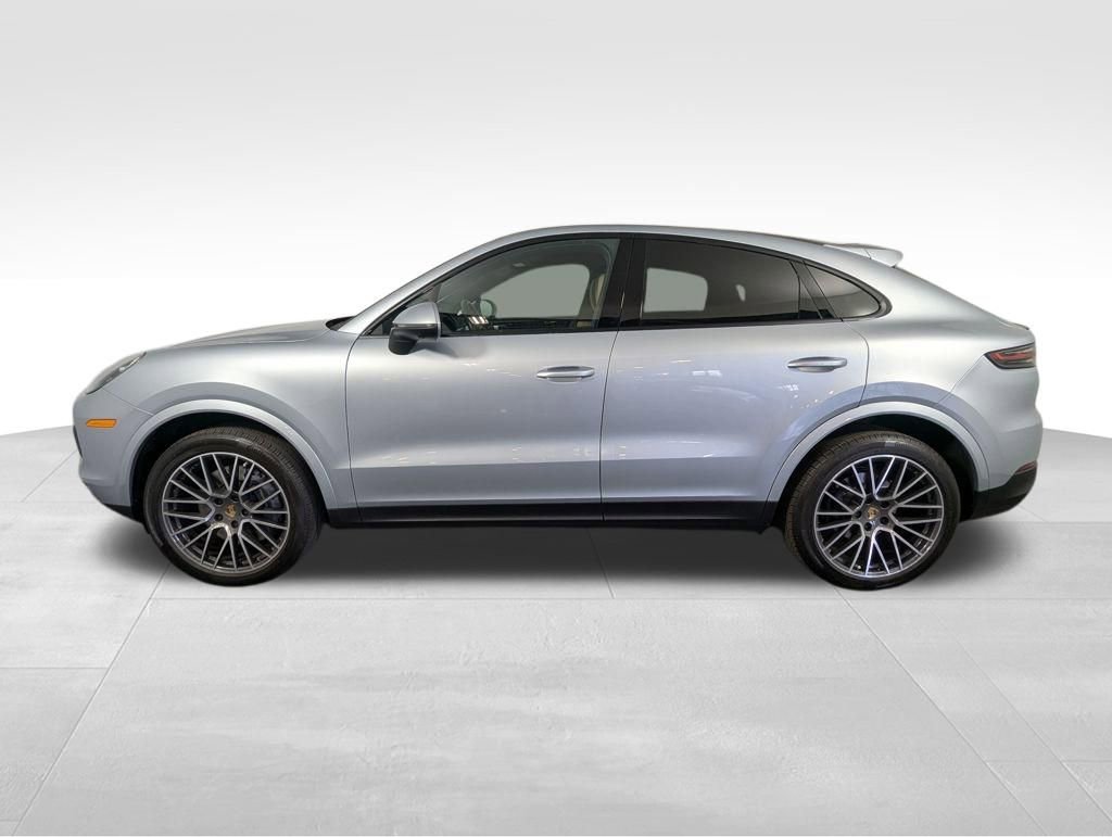 Used 2022 Porsche Cayenne Coupe image 19