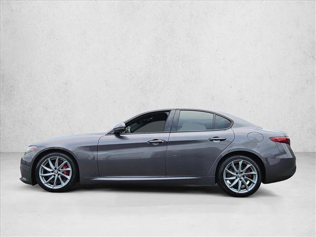 Used 2022 Alfa Romeo Giulia Sprint RWD image 9
