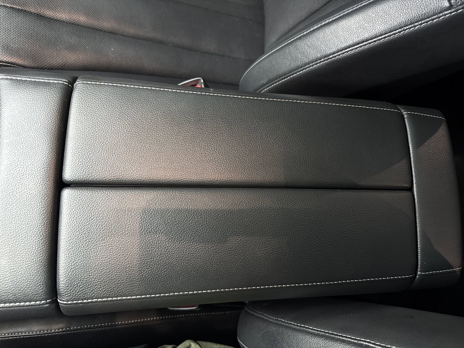 Used 2022 Genesis G80 2.5T w/ Prestige Package image 31