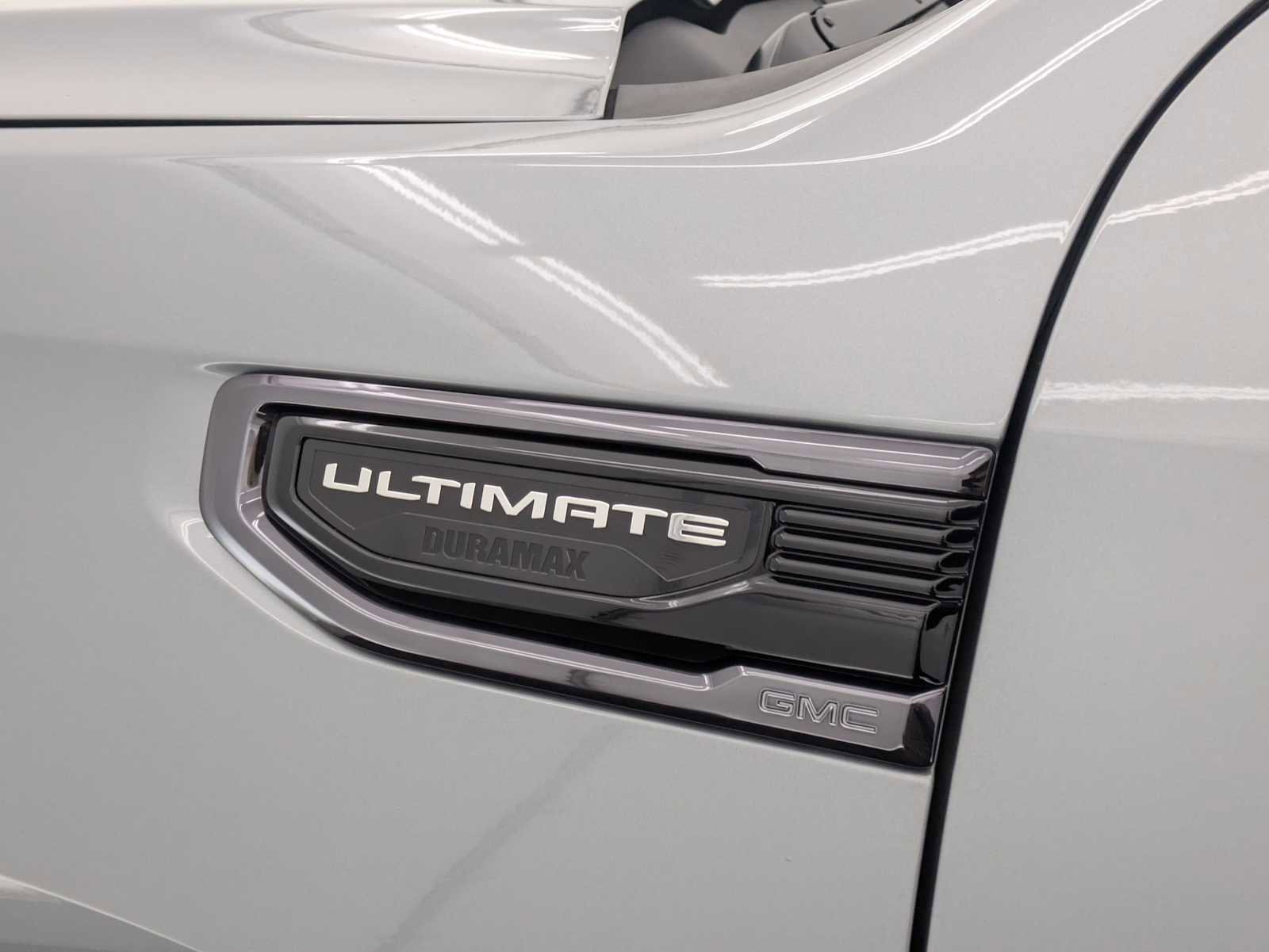 Used 2025 GMC Sierra 1500 Denali Ultimate image 12