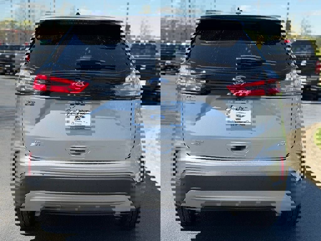 Certified 2022 Ford Edge SEL w/ Convenience Package image 6