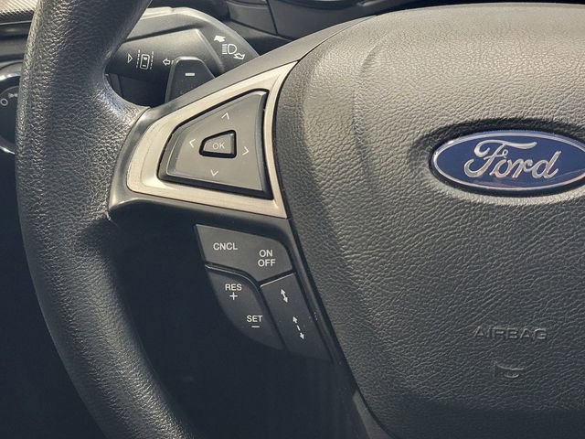 Used 2020 Ford Fusion SE AWD/4WD image 25