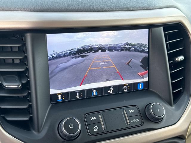 Used 2023 GMC Acadia Denali w/ Denali Ultimate Package FWD image 21