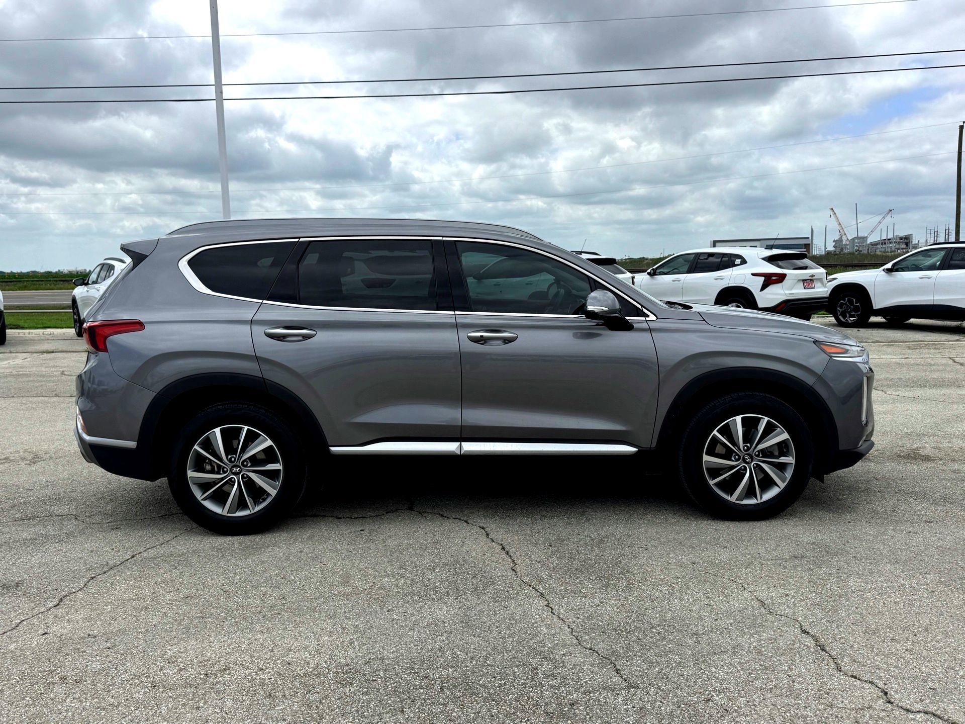 Used 2019 Hyundai Santa Fe Limited FWD image 5