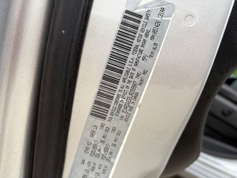 Used 2018 Dodge Grand Caravan GT FWD image 29