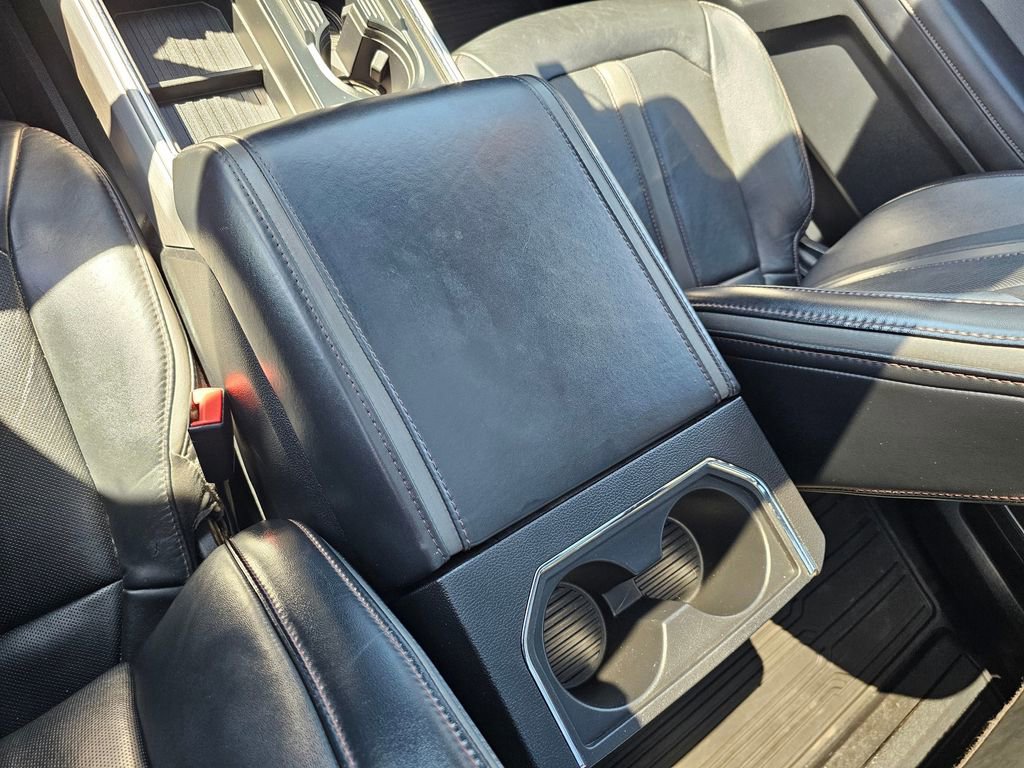 Used 2020 Ford F350 Platinum w/ FX4 Off-Road Package image 26