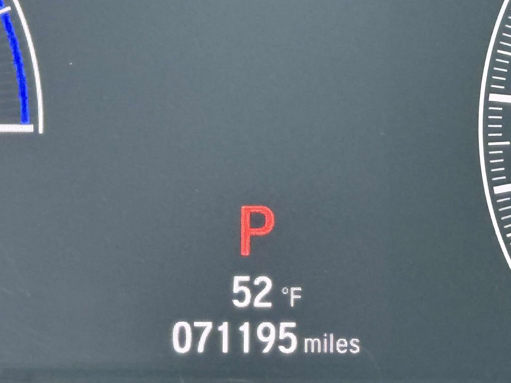 Used 2019 Honda Accord Touring image 24