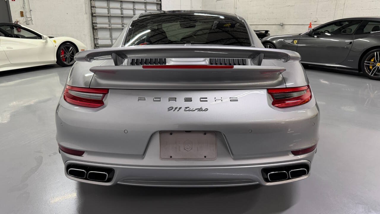 Used 2017 Porsche 911 4 Coupe AWD/4WD image 18