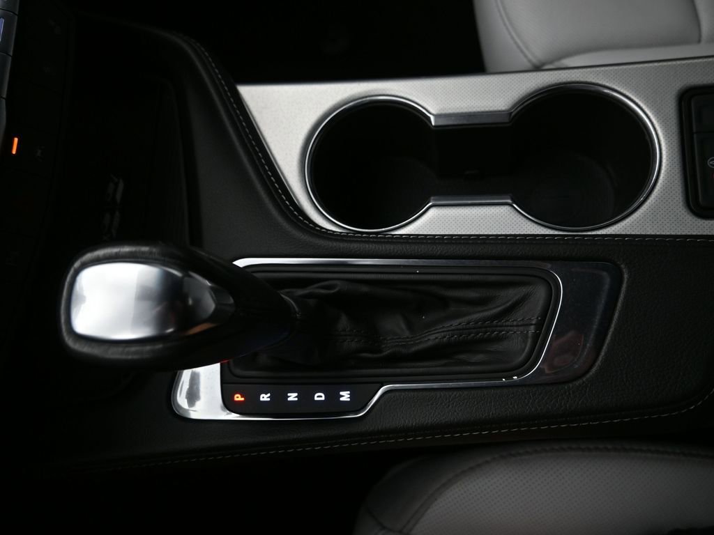 Used 2021 Cadillac CT4 Premium Luxury RWD image 18