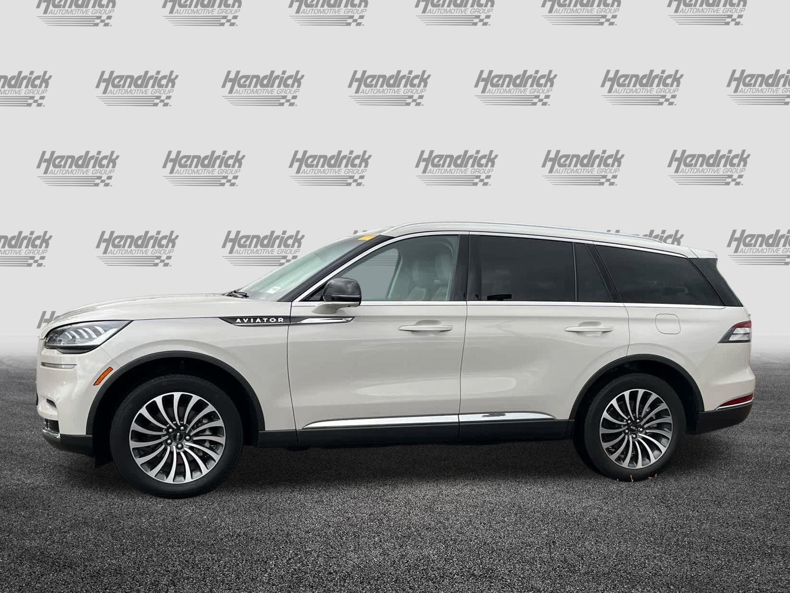 Used 2023 Lincoln Aviator Reserve w/ Elements Package Plus image 11