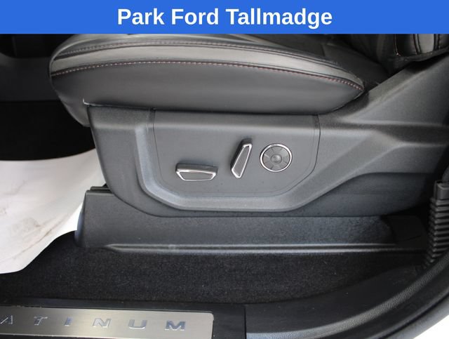 Used 2019 Ford F150 Platinum w/ Equipment Group 701A Luxury AWD/4WD image 13