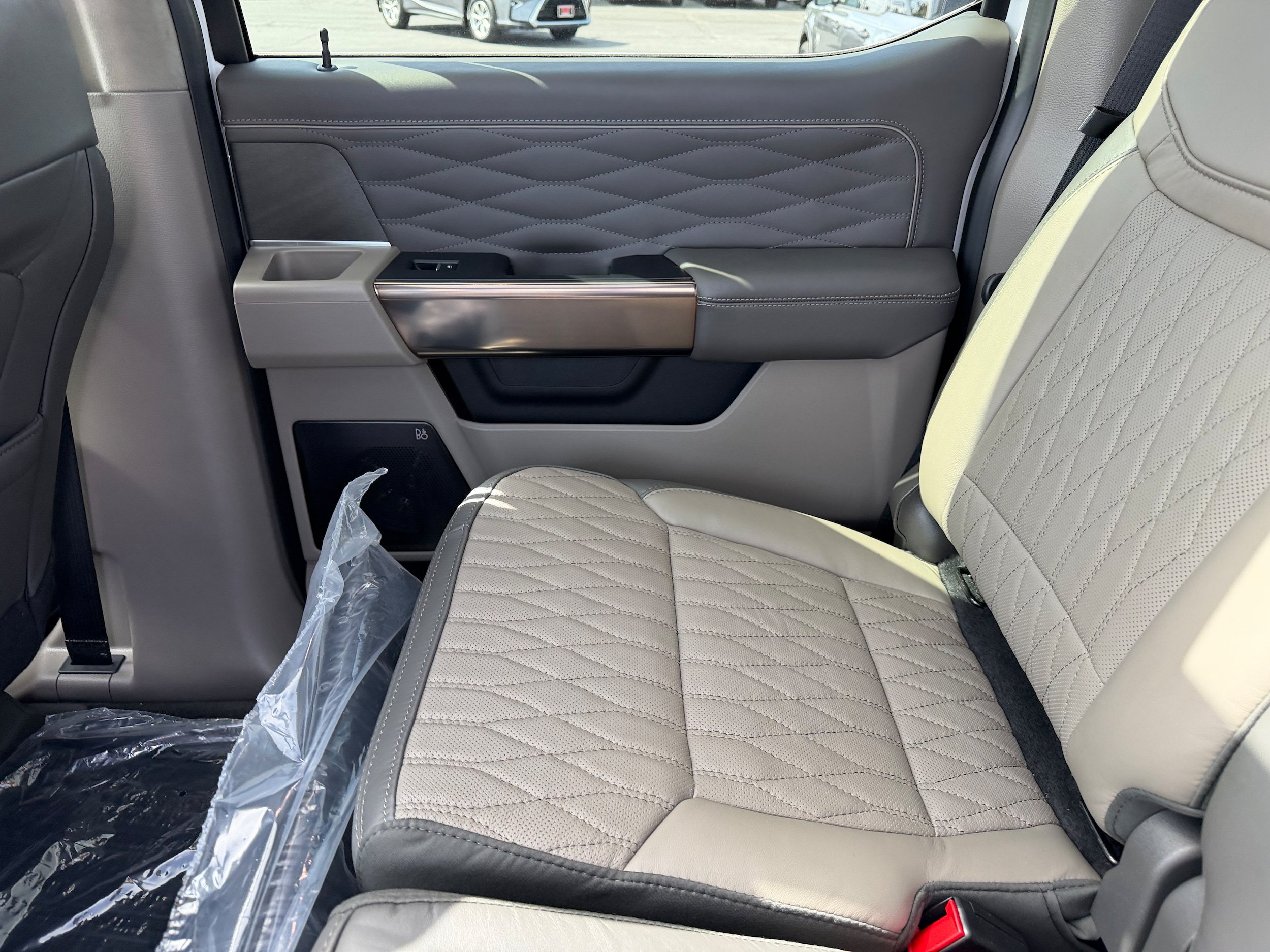 New 2026 Ford F350 Platinum w/ Platinum Plus Package AWD/4WD image 21