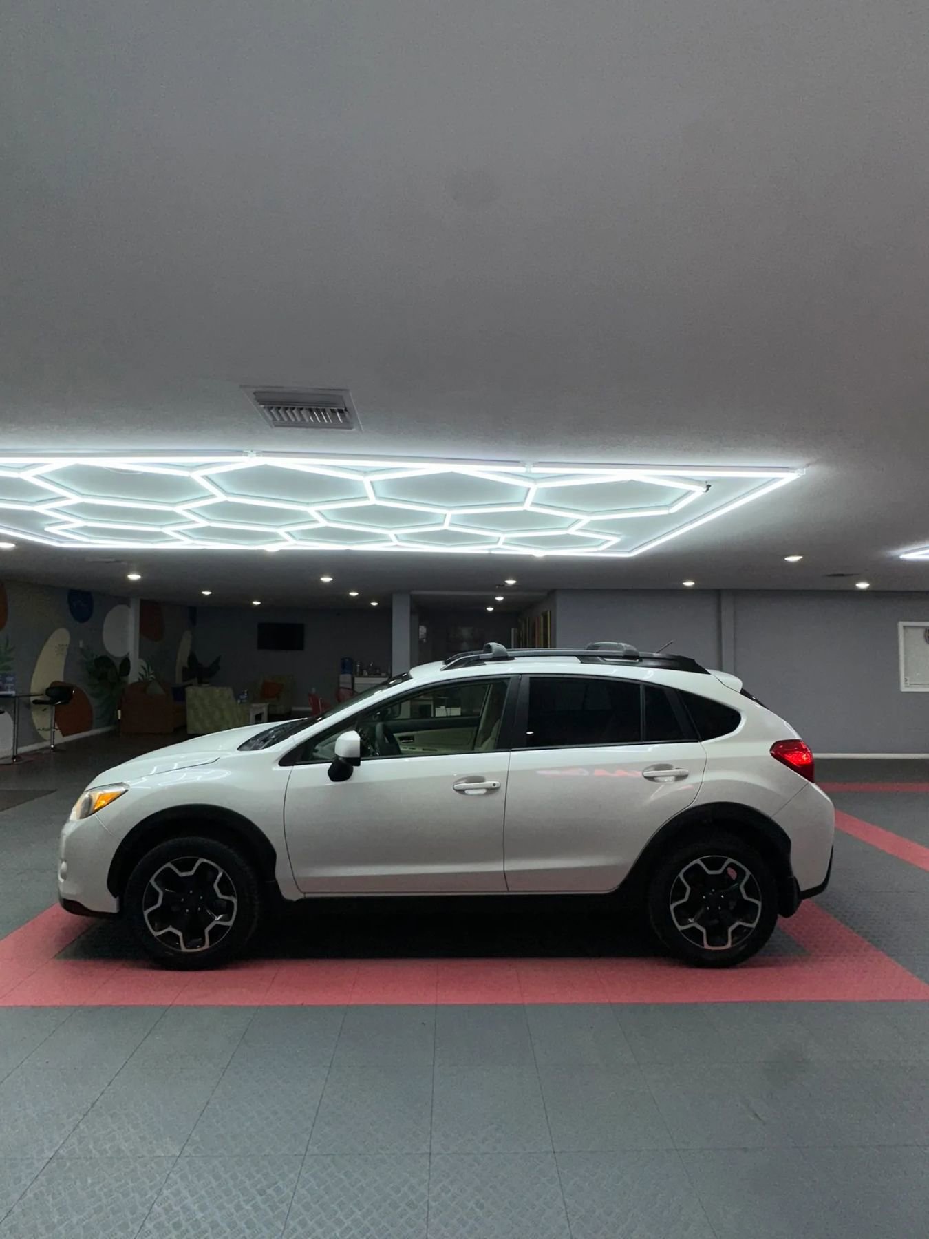 Used 2014 Subaru Crosstrek 2.0i Limited image 3