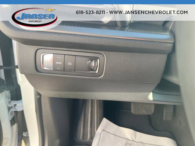 New 2026 Chevrolet Traverse LT w/ Driver Confidence Package FWD image 17