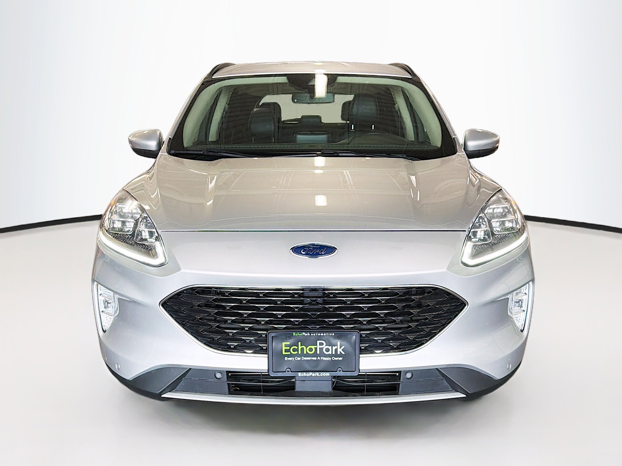 Used 2020 Ford Escape Titanium AWD/4WD image 2