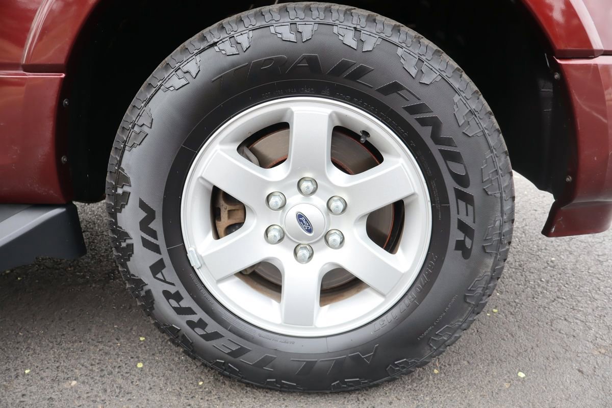 Used 2010 Ford Expedition XLT image 43