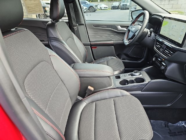 Certified 2024 Ford Escape ST-Line w/ Tech Pack #1 FWD image 10
