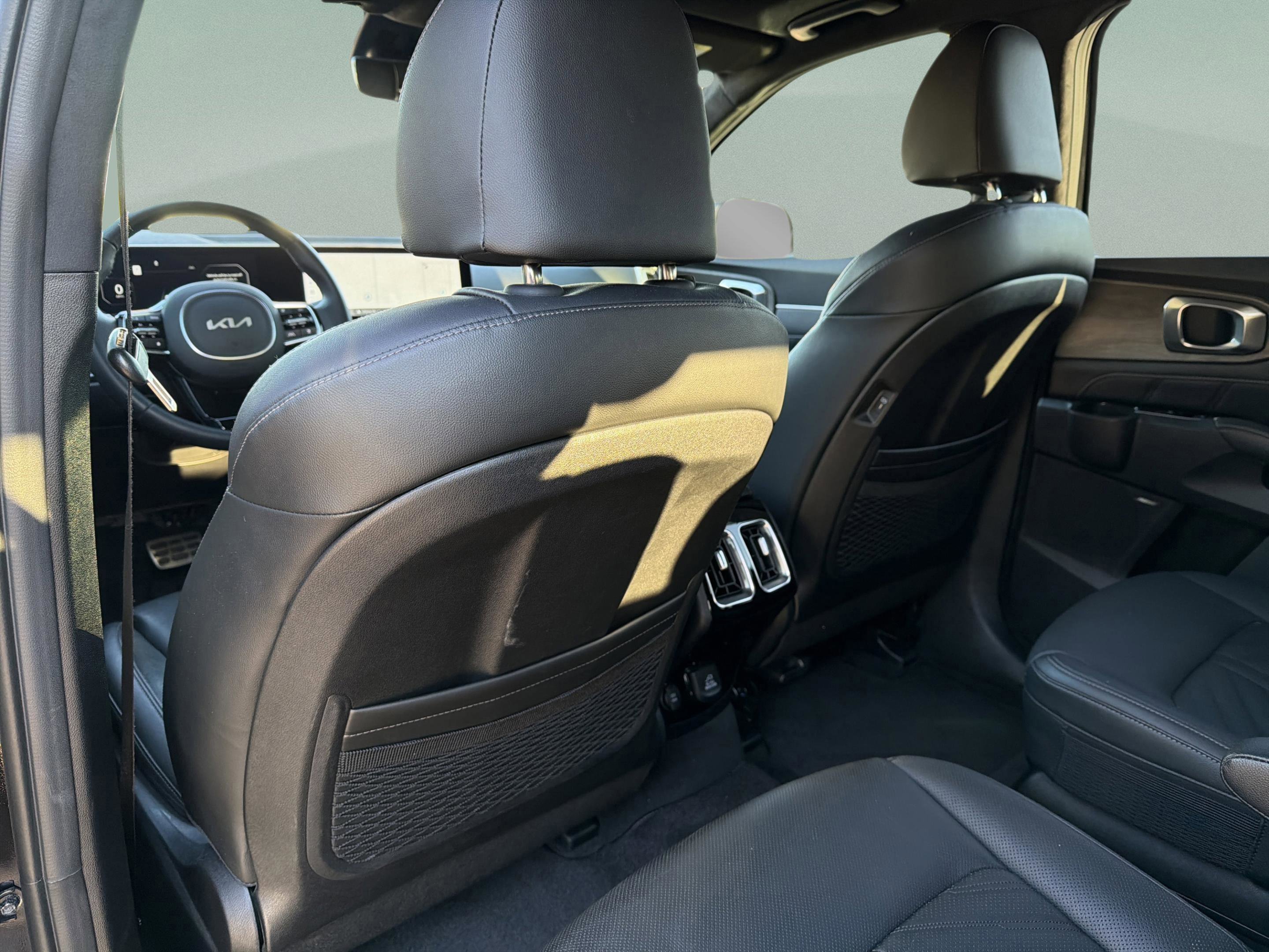 Certified 2025 Kia Sorento SX Prestige image 34