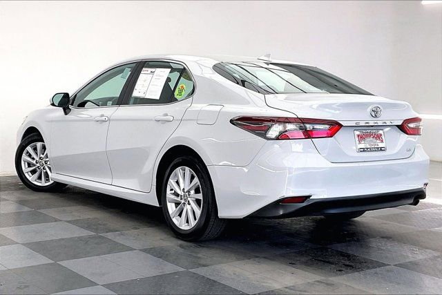Used 2023 Toyota Camry LE image 10