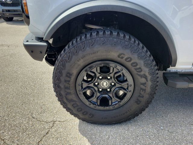 Certified 2024 Ford Bronco Wildtrak image 8