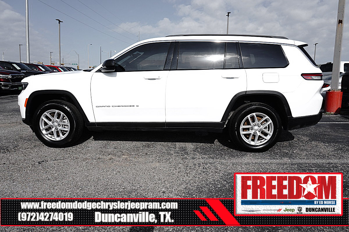 Certified 2025 Jeep Grand Cherokee L Laredo RWD image 2