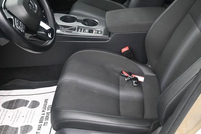 Used 2025 Honda Civic Sport image 12