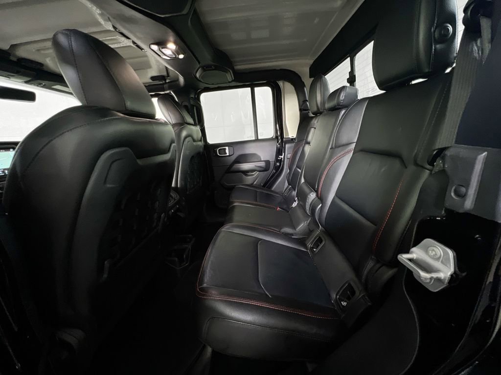 Used 2022 Jeep Gladiator Rubicon w/ Cold Weather Group AWD/4WD image 25