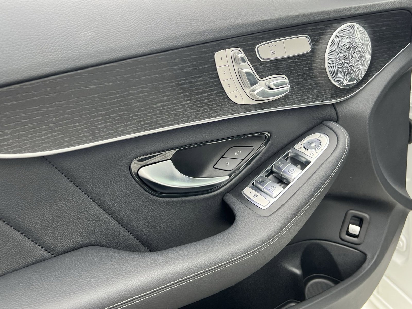Used 2021 Mercedes-Benz C 300 4MATIC Sedan image 22