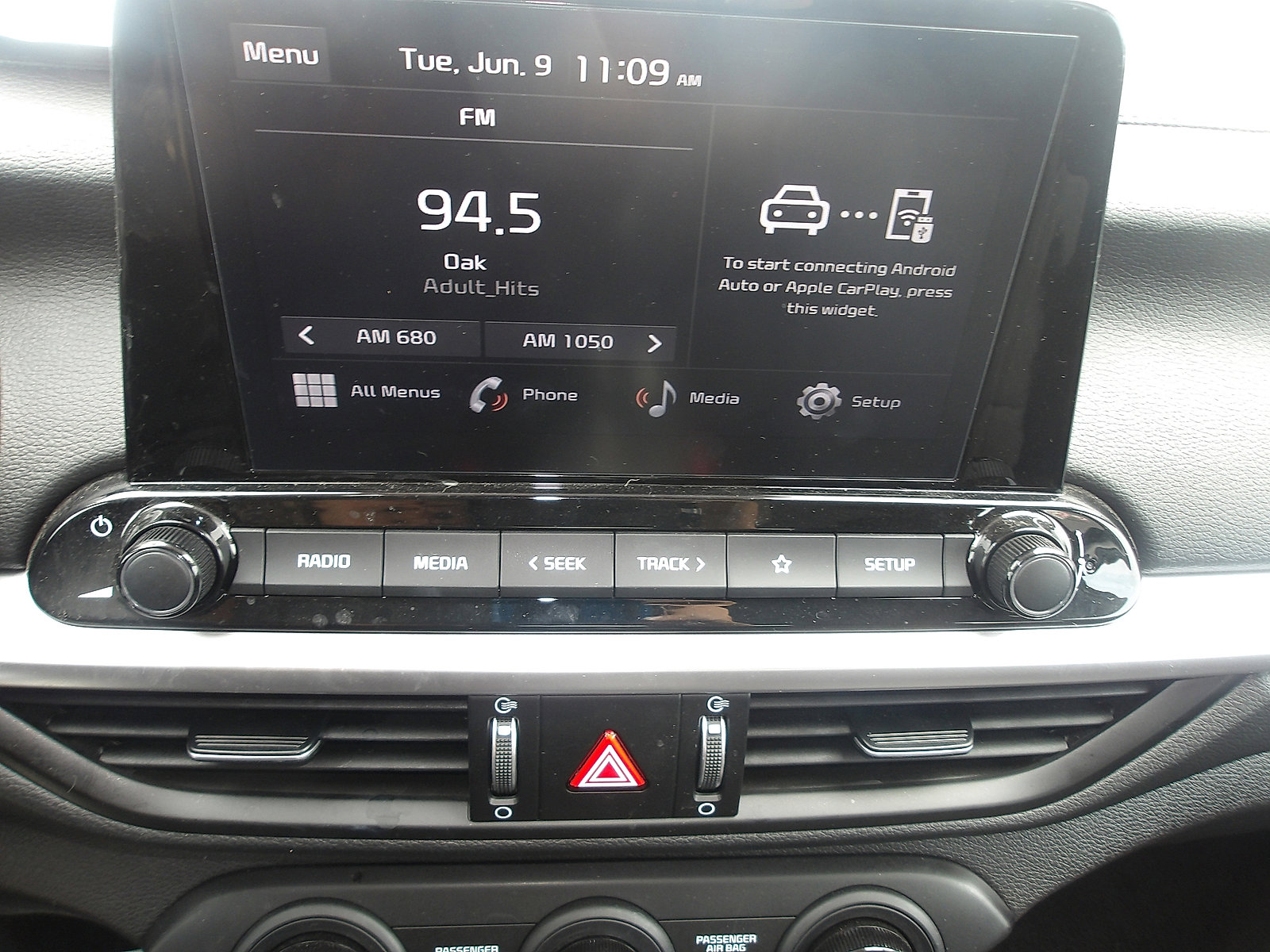 Used 2023 Kia Forte LXS FWD image 17