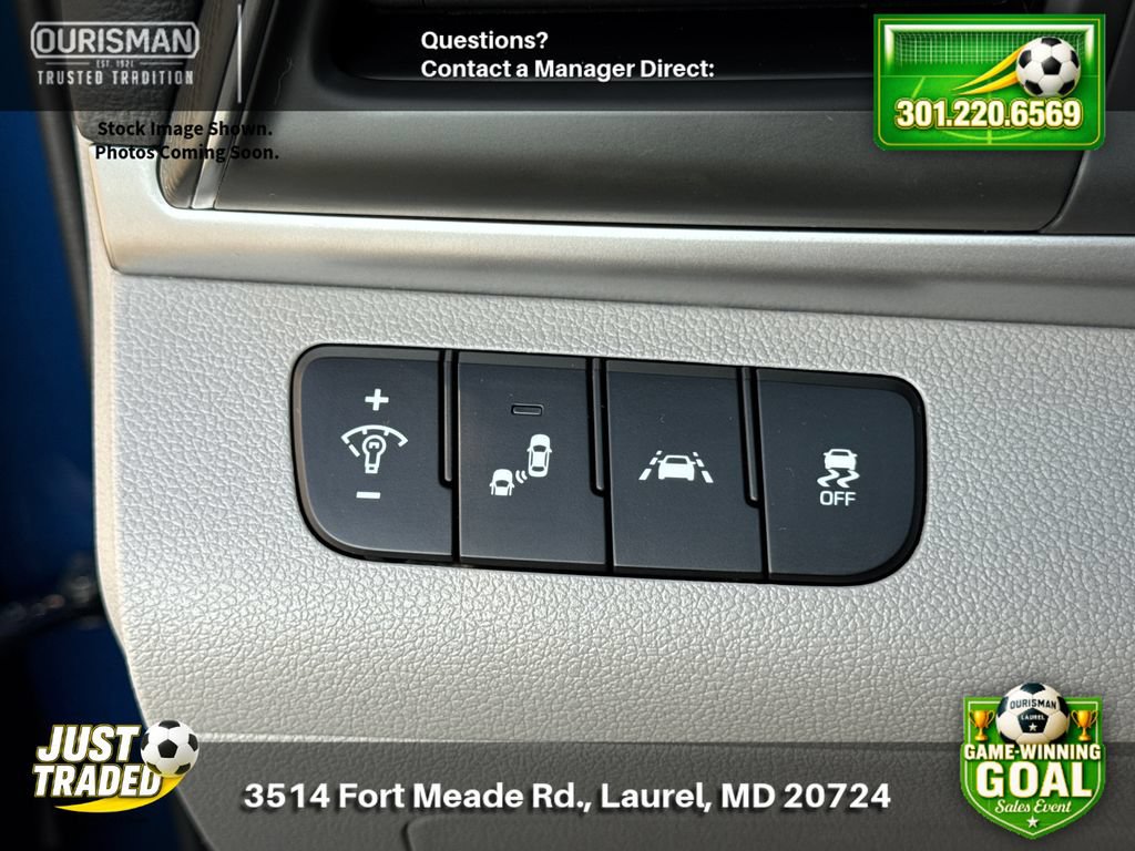 Used 2020 Hyundai Elantra SEL FWD image 25
