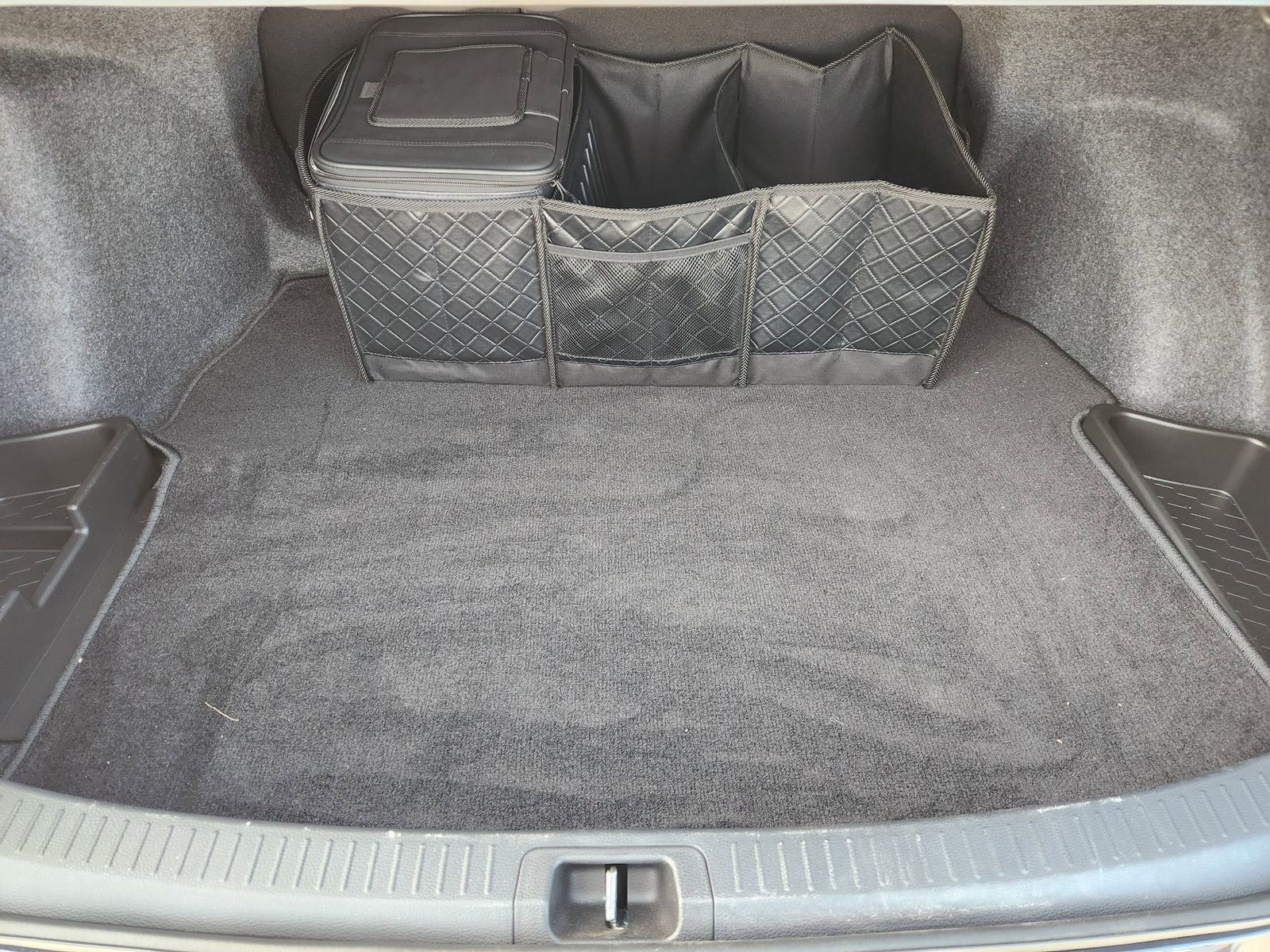 Used 2026 Toyota Corolla LE image 36