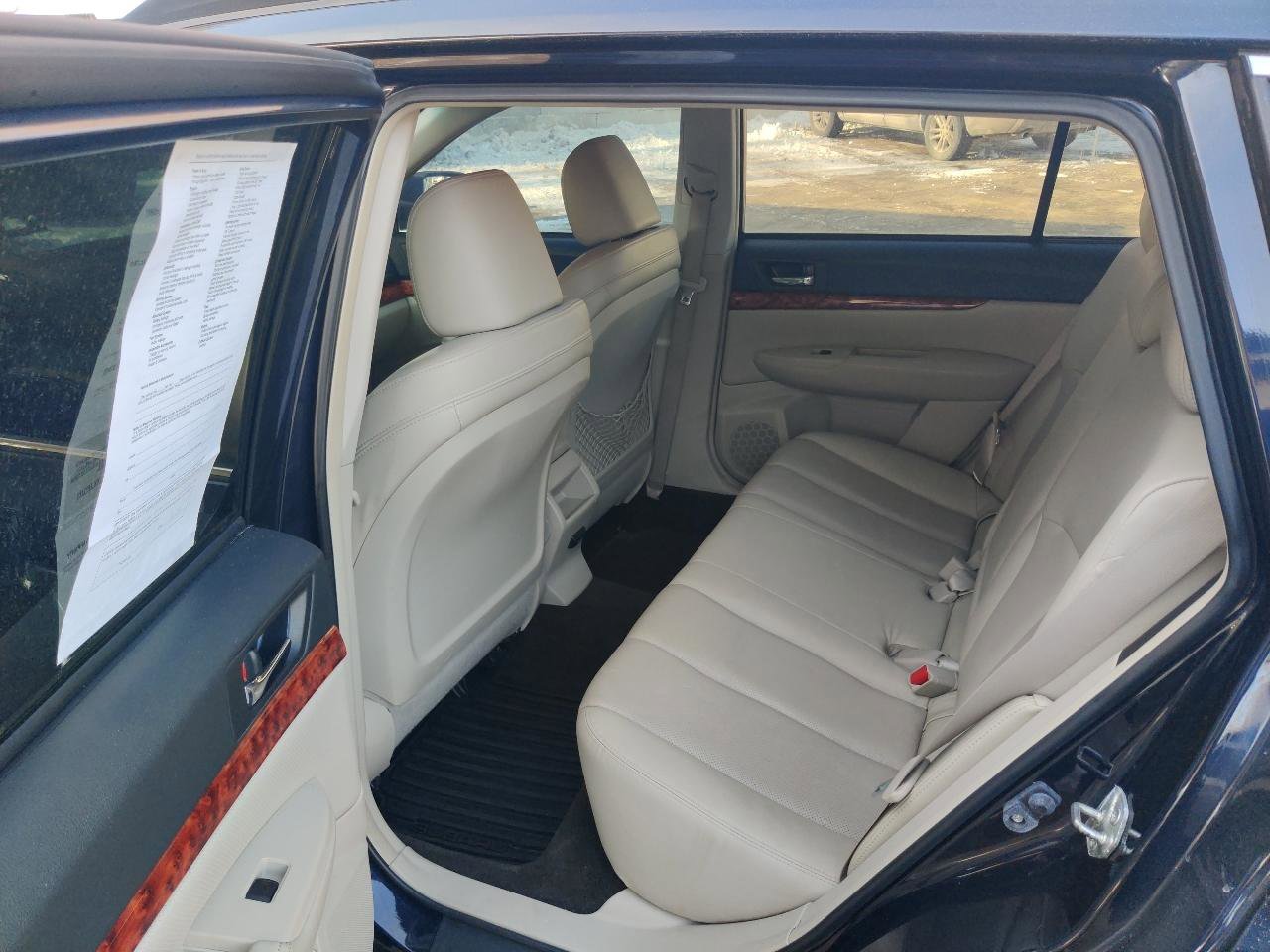 Used 2012 Subaru Outback 2.5i Limited image 12