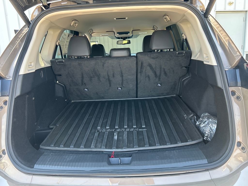 Used 2025 Nissan Rogue Rock Creek w/ Rock Creek Premium Package image 36