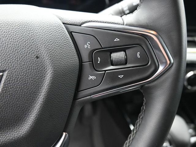 Used 2025 Chevrolet Trax LT w/ LT Convenience Package image 15