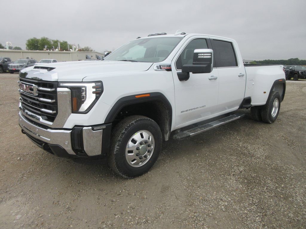 New 2026 GMC Sierra 3500 SLT w/ SLT Premium Package image 11