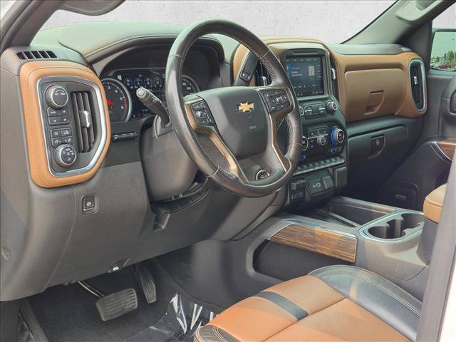 Used 2021 Chevrolet Silverado 1500 High Country w/ Technology Package AWD/4WD image 9