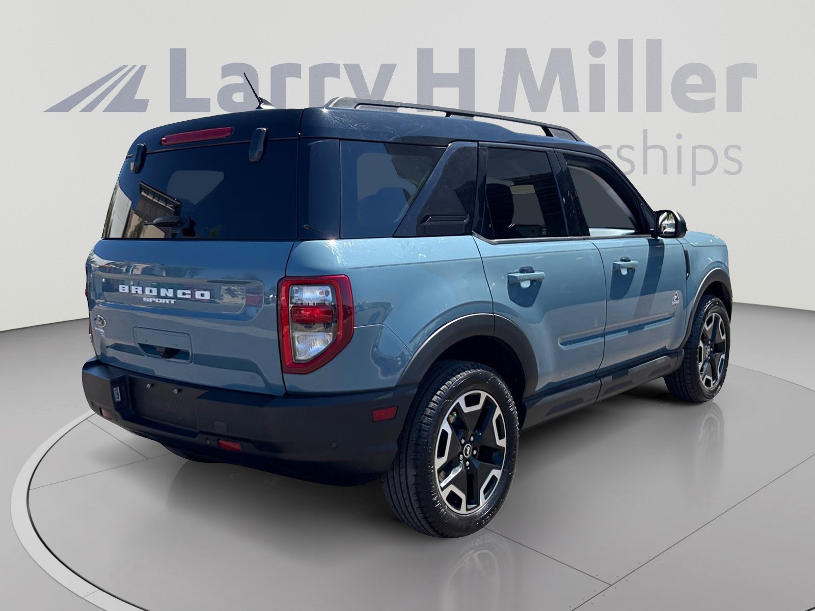 Used 2021 Ford Bronco Sport Outer Banks AWD/4WD image 5
