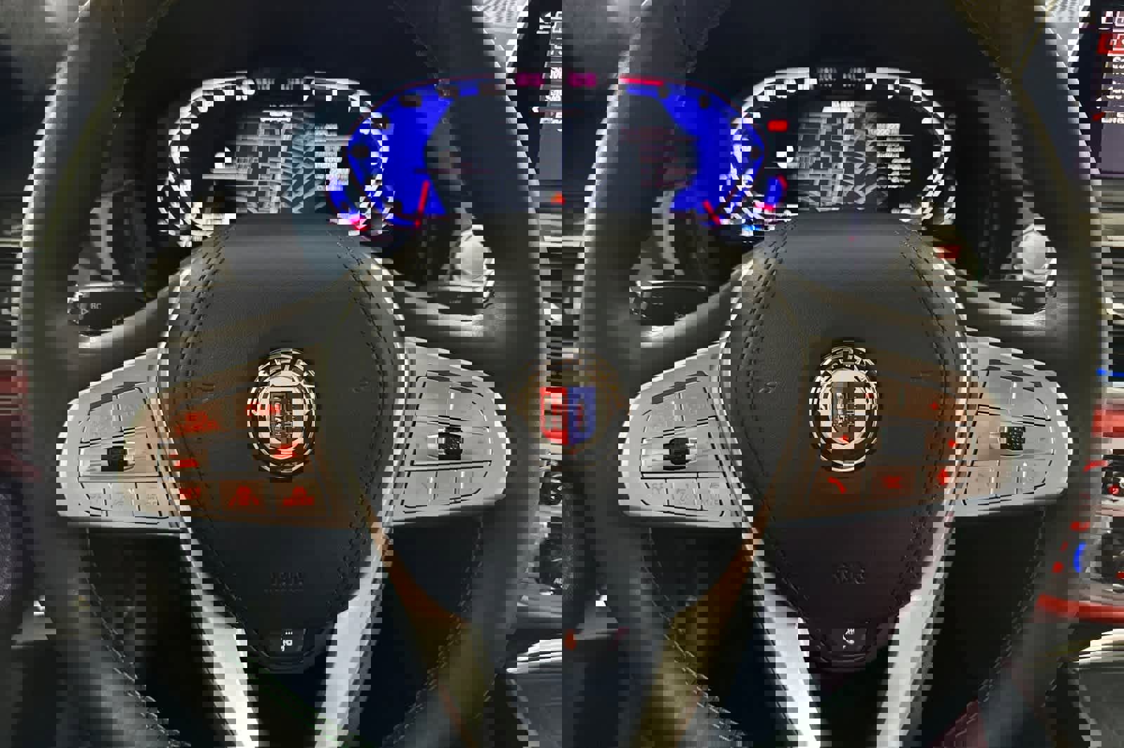 Used 2021 BMW ALPINA B7 xDrive w/ Luxury Rear Seating Package image 23