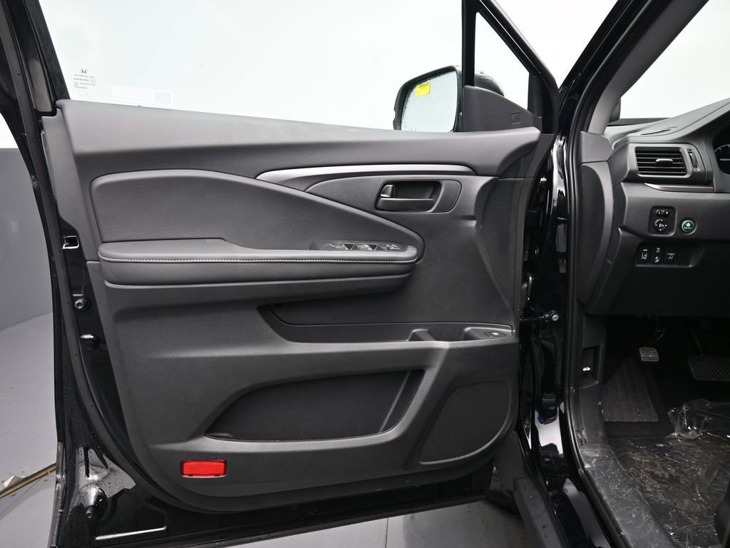 New 2026 Honda Ridgeline Sport image 30
